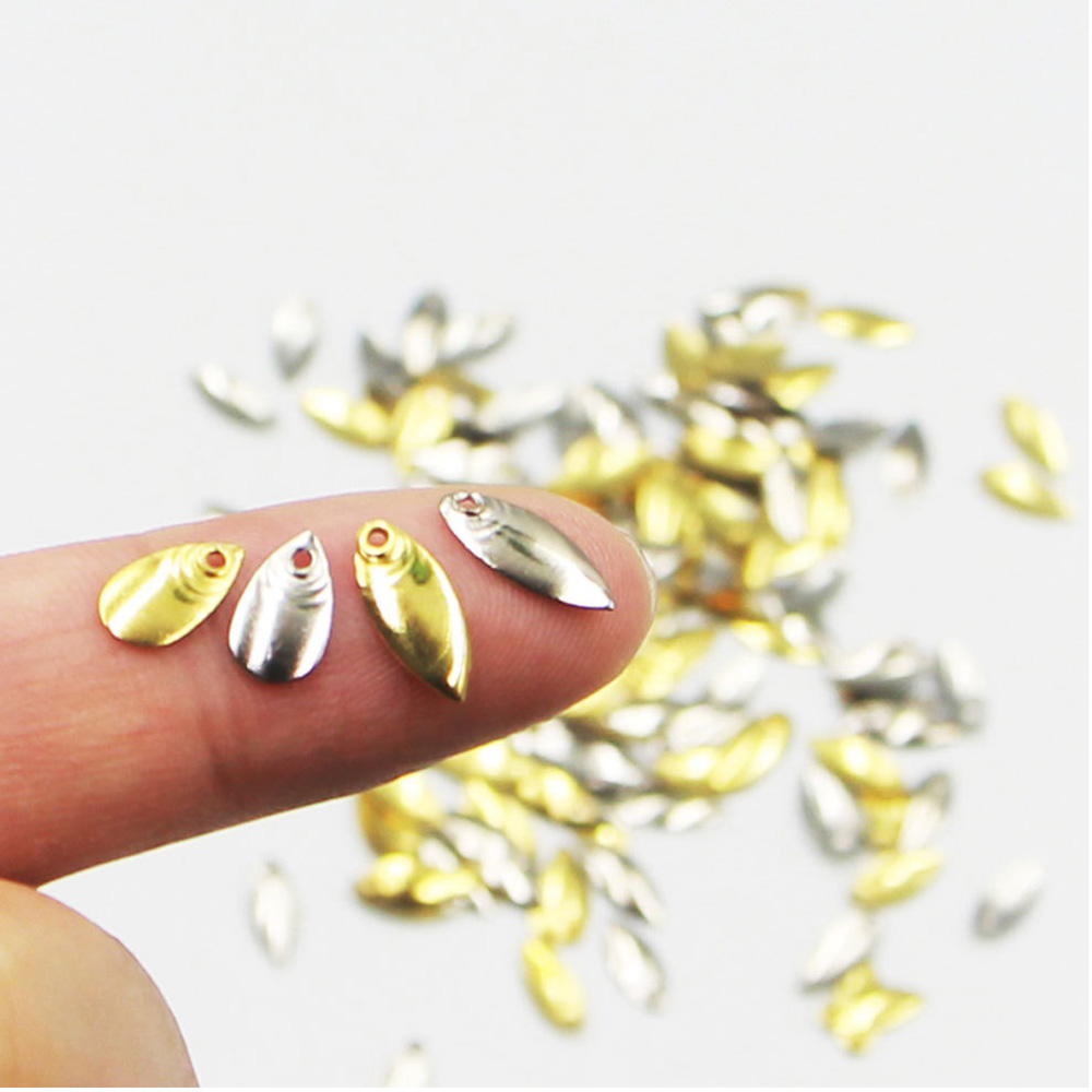50Pcs/lot DIY Fishing Spinner  – Fishing Lure Spoon Bewertung und Preis